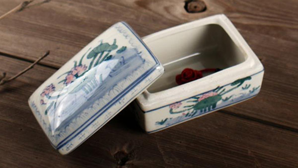 陶瓷材料制作的食品包装盒有什么好处?